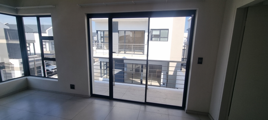 To Let 3 Bedroom Property for Rent in Rustenburg Central North West